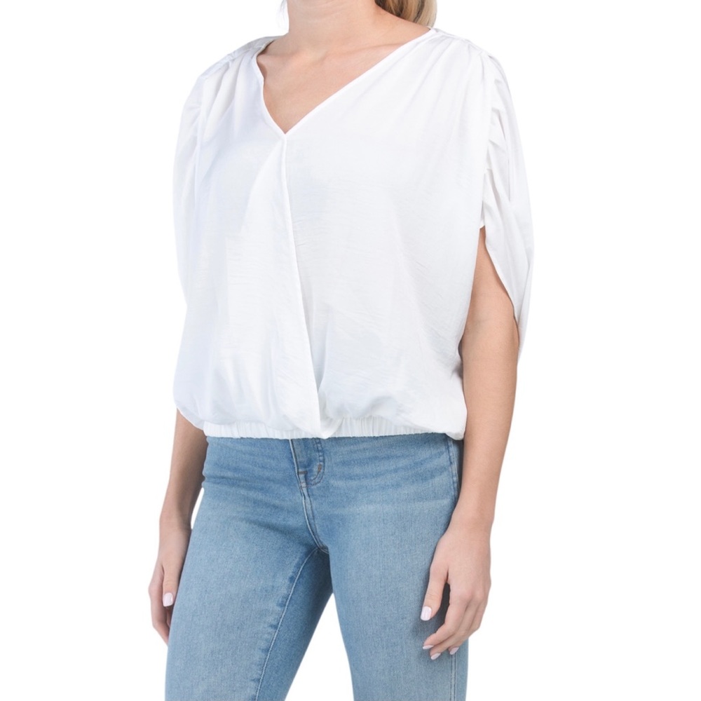 Vince Camuto Dolman Sleeve V-Neck Blouson Top